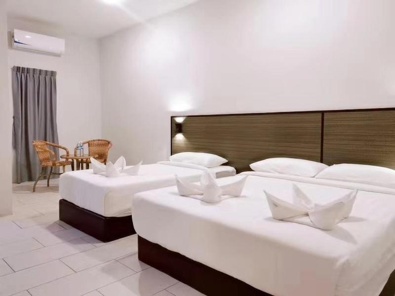 Luna Guesthouse 露娜旅馆 Semporna Buitenkant foto